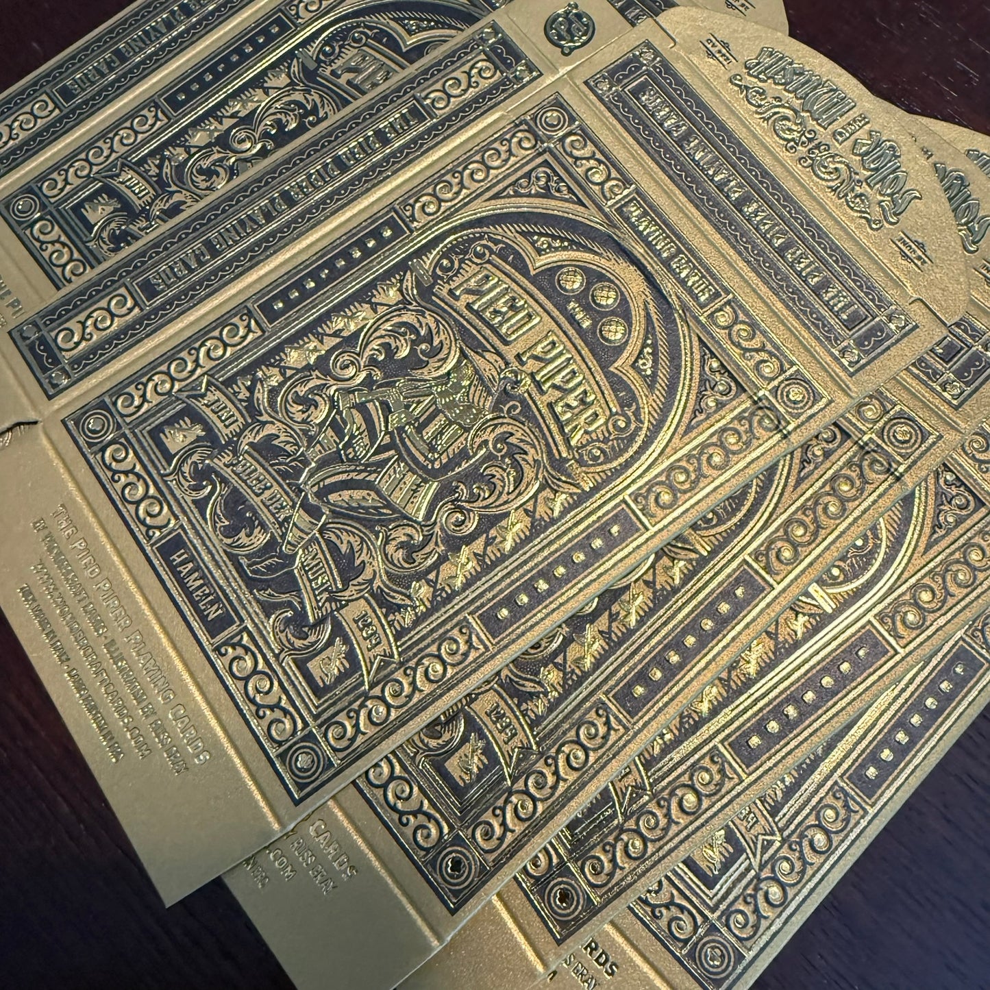 PROTOTYPE - Pied Piper Tucks