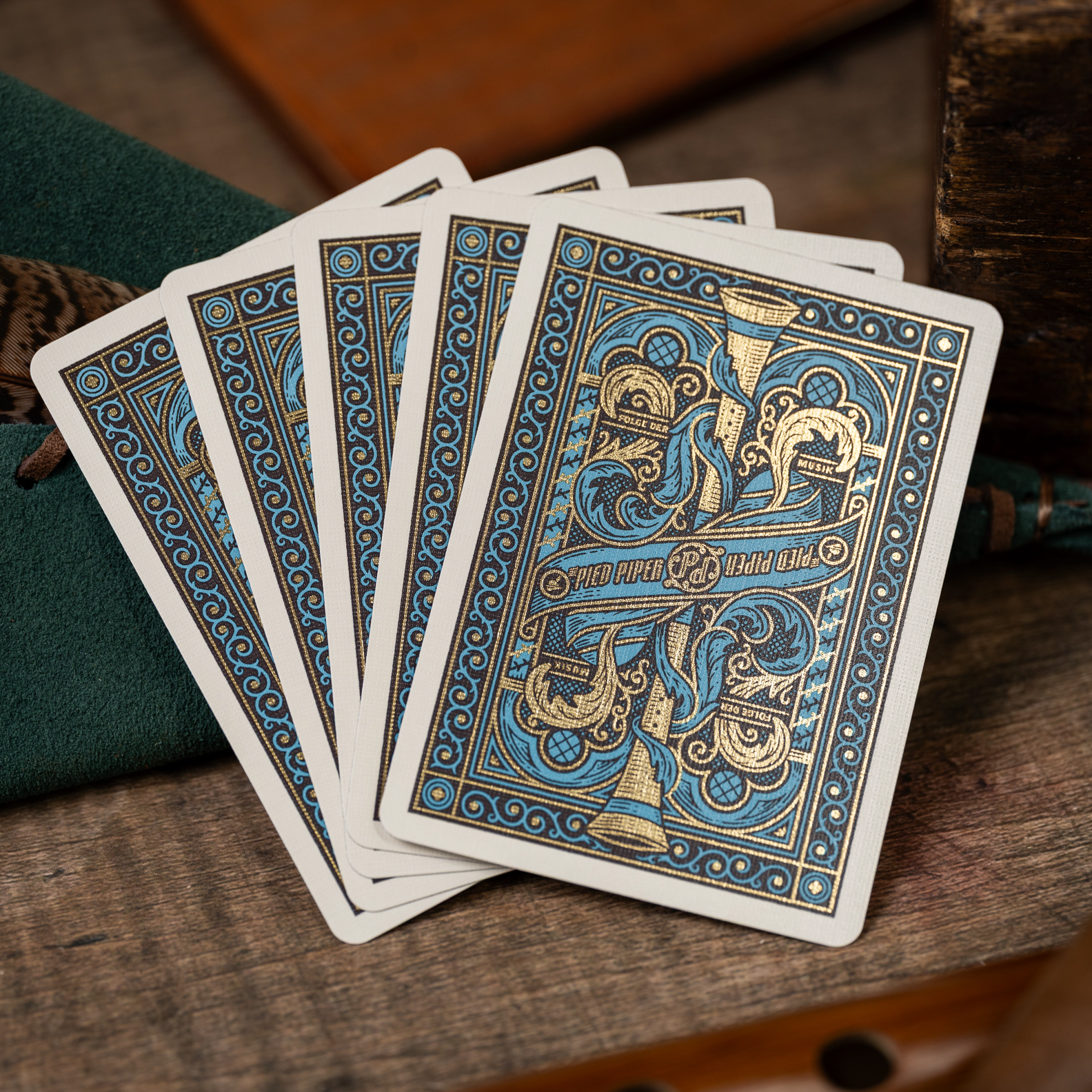 Pied Piper Playing Cards - Limited Collector Set WONDERCRAFT Pied Piper Playing Cards - Limited Collector Set WONDERCRAFT