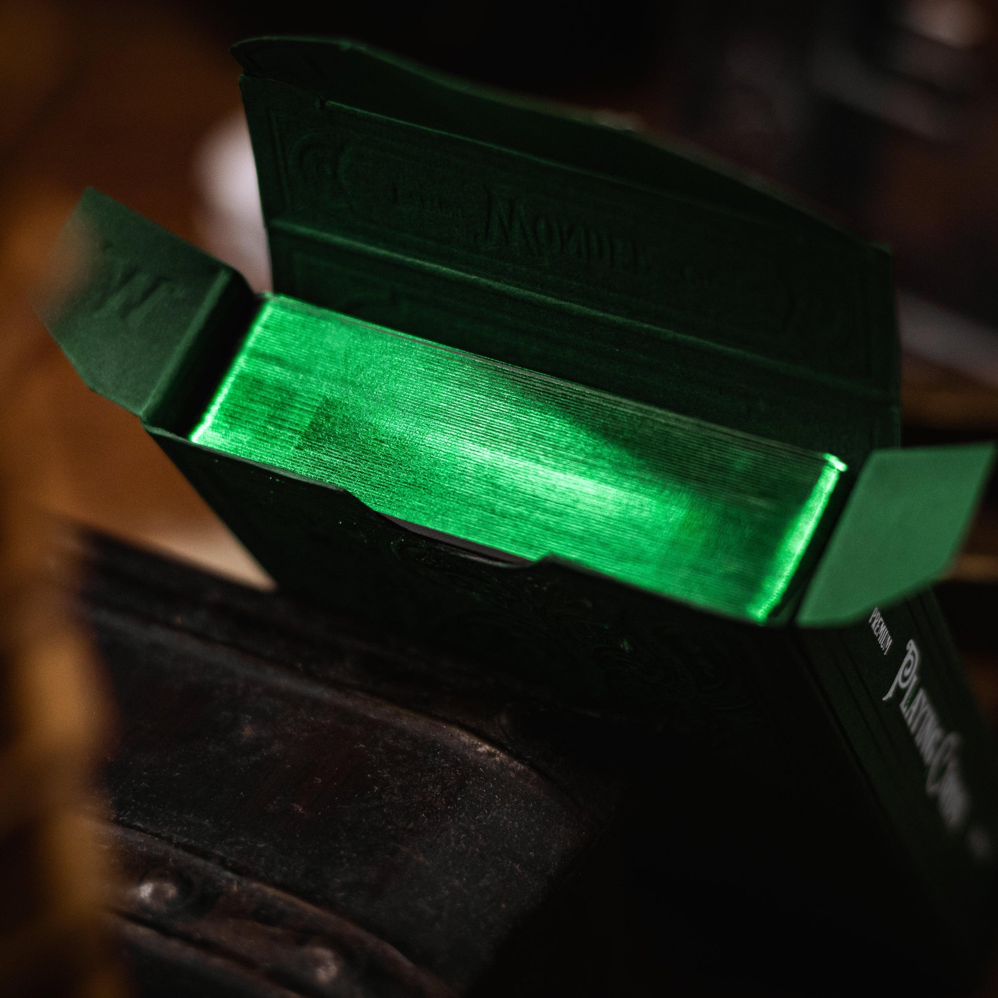 Wonder Playing Cards - Emerald - Green Gilded-Playing Cards-Wondercraft