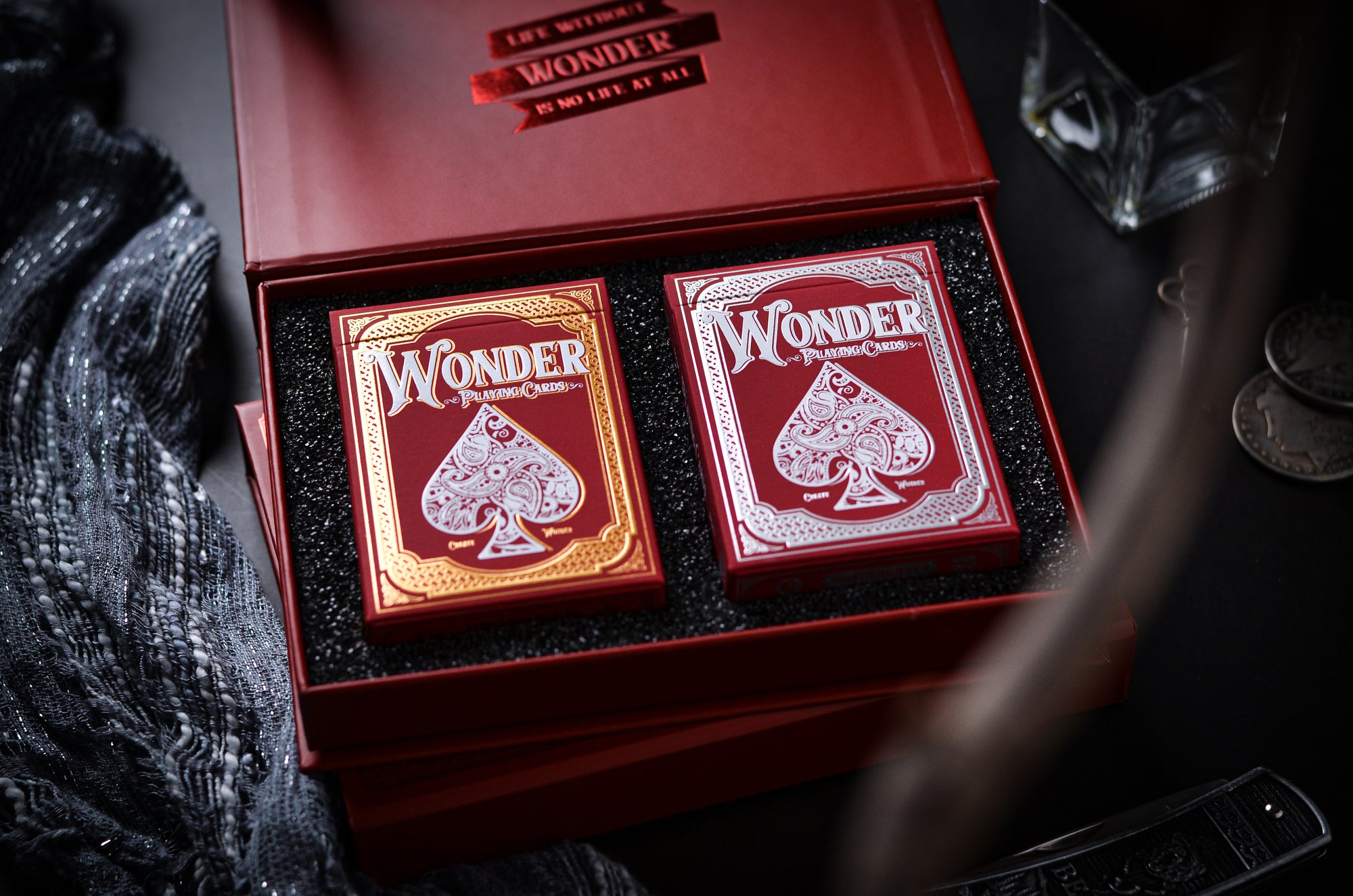 Wonder Playing Cards - GOLD Scarlet Collector Set
