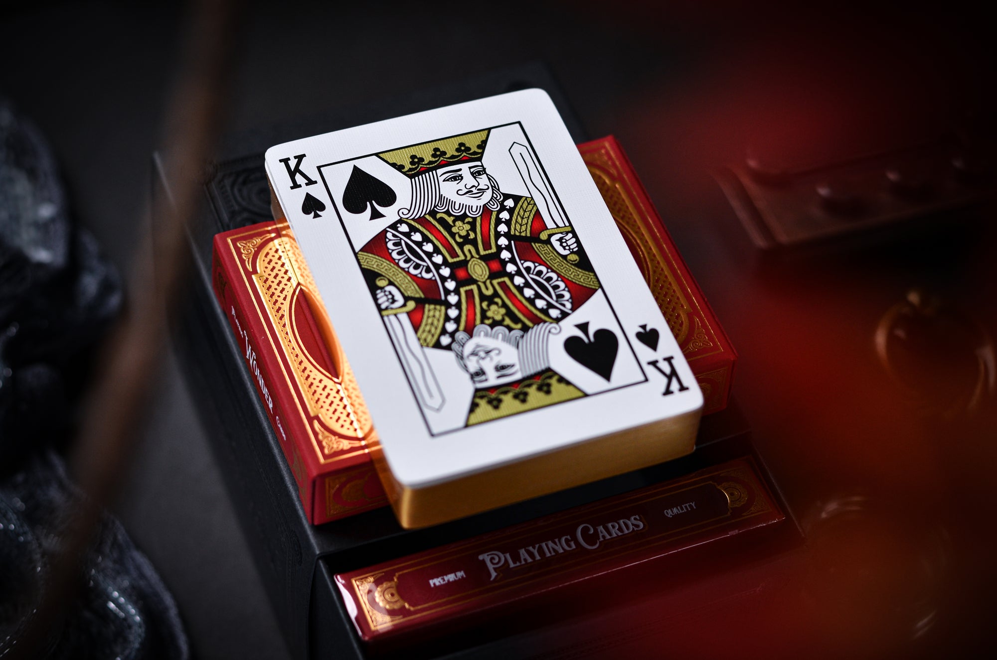 Wonder Playing Cards - GOLD Scarlet Collector Set