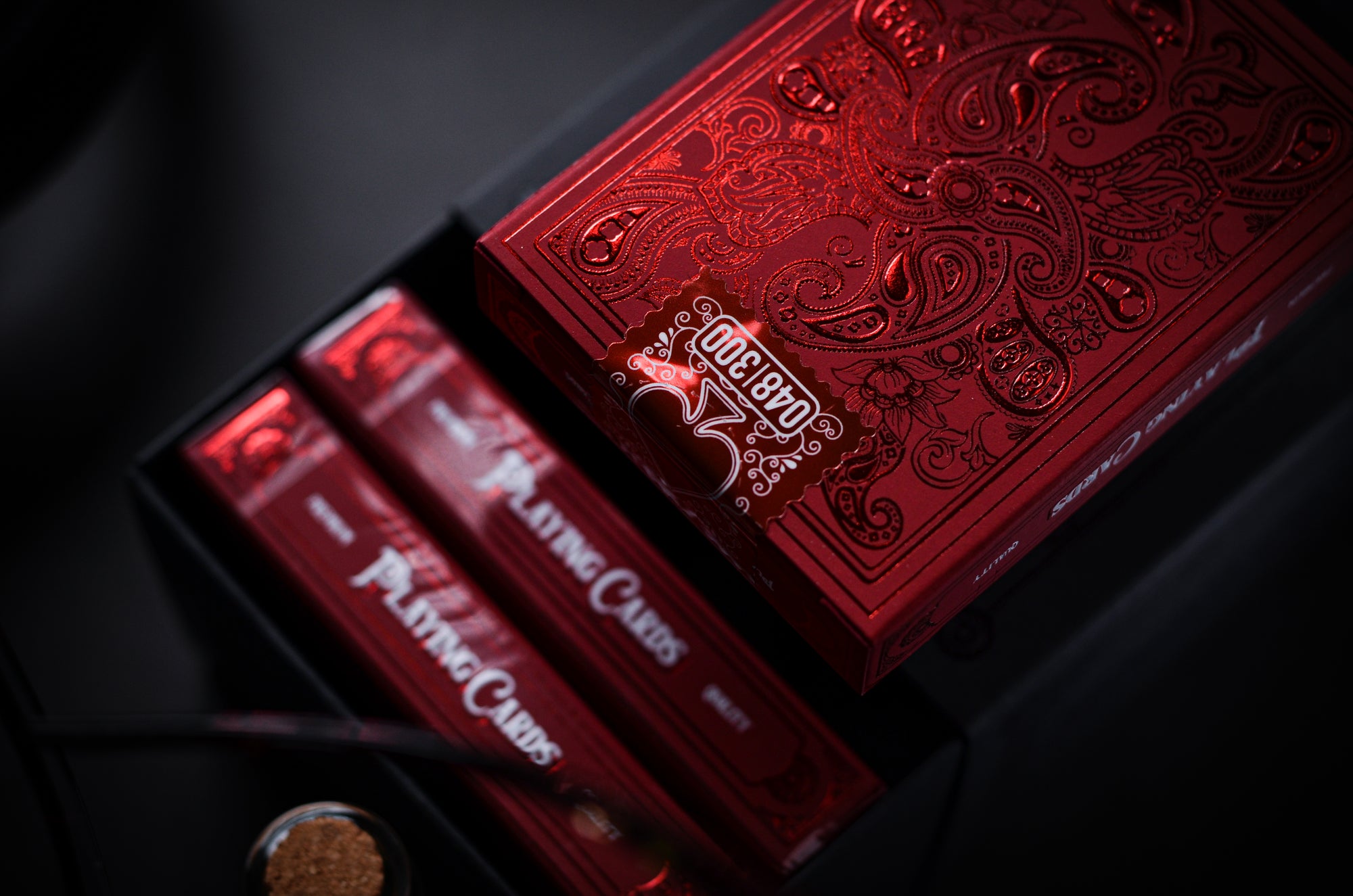 Wonder Playing Cards - Scarlet - Red Gilded
