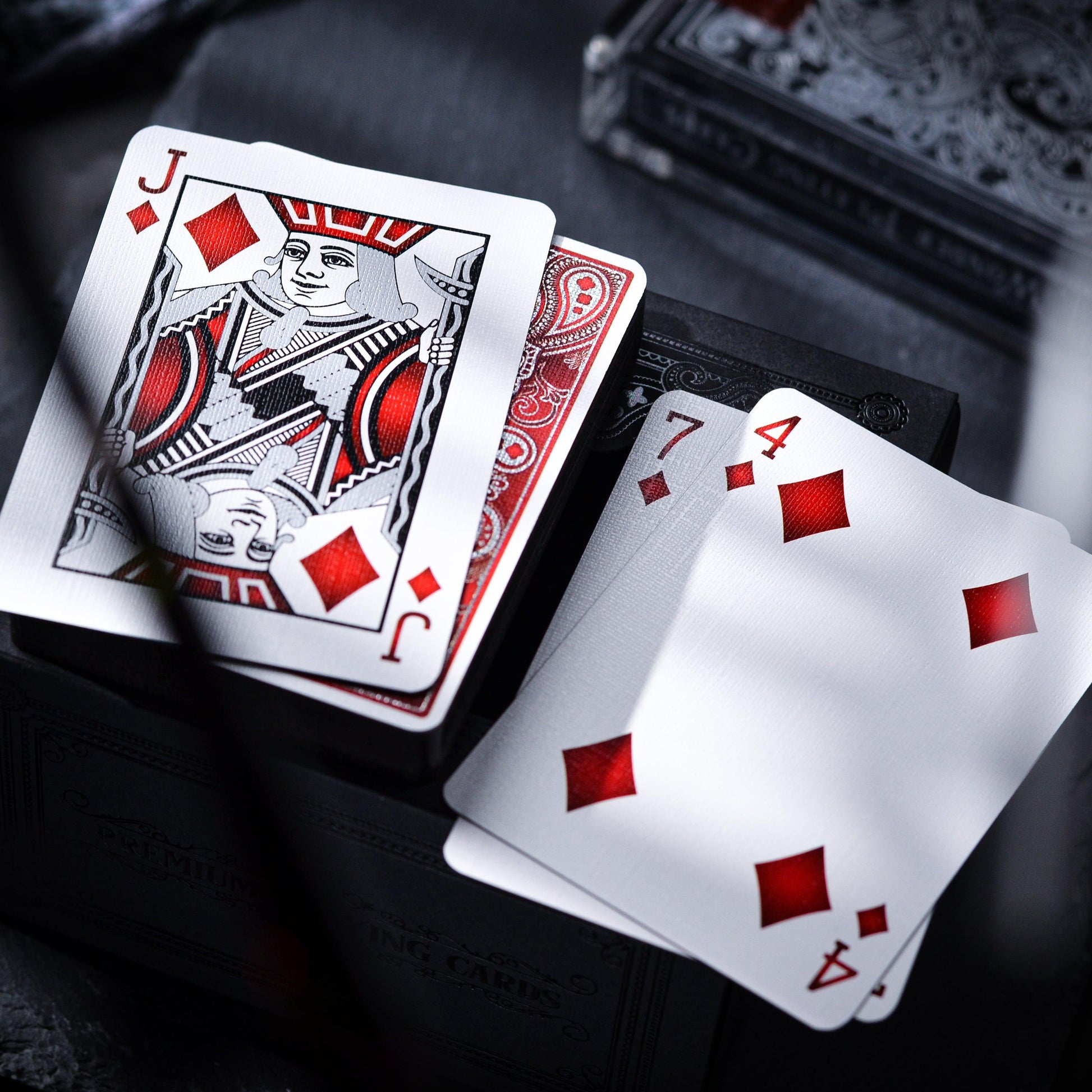 Scarlet Wonder Signature Edition - Black Gilded-Playing Cards-Wondercraft