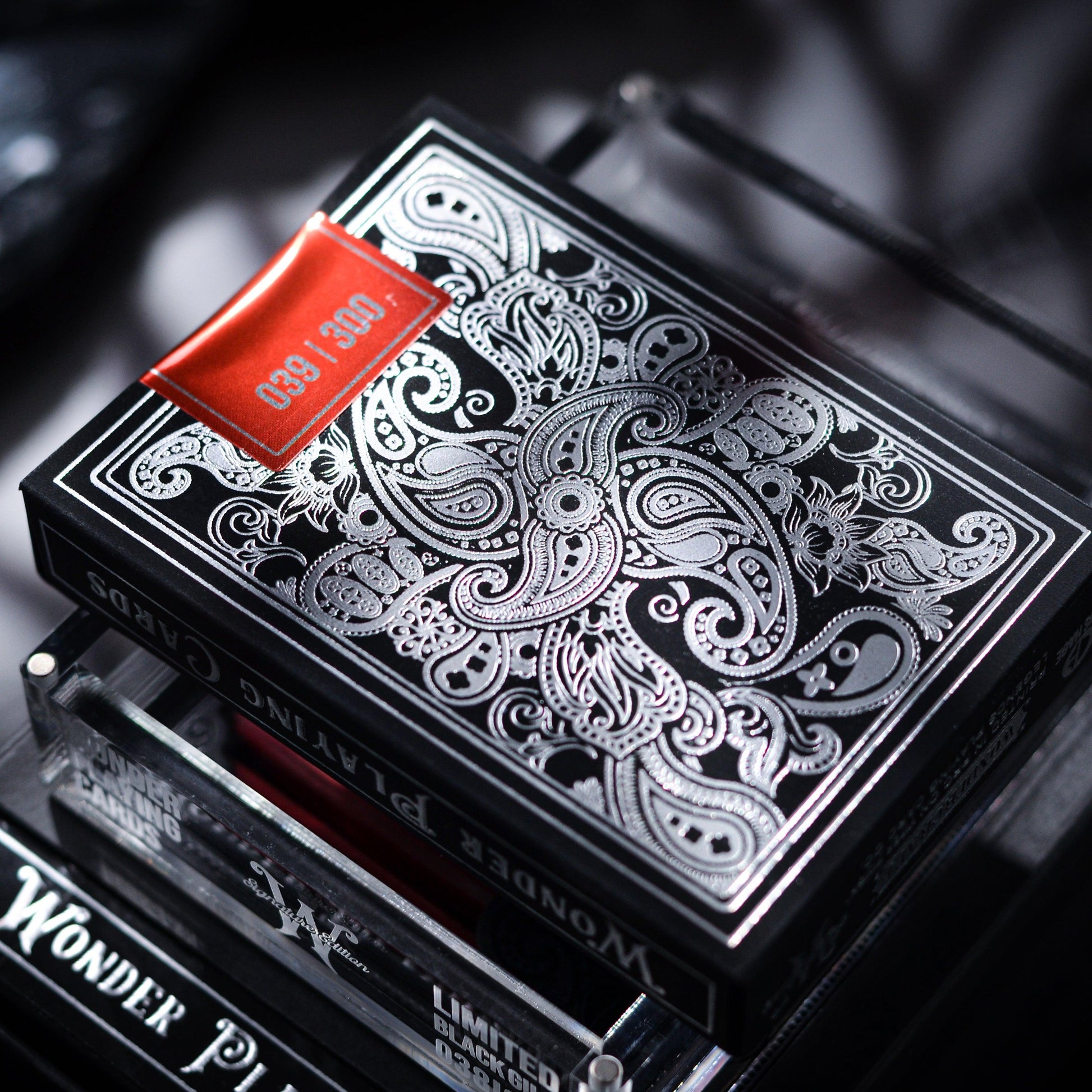 Scarlet Wonder Signature Edition - Black Gilded-Playing Cards-Wondercraft