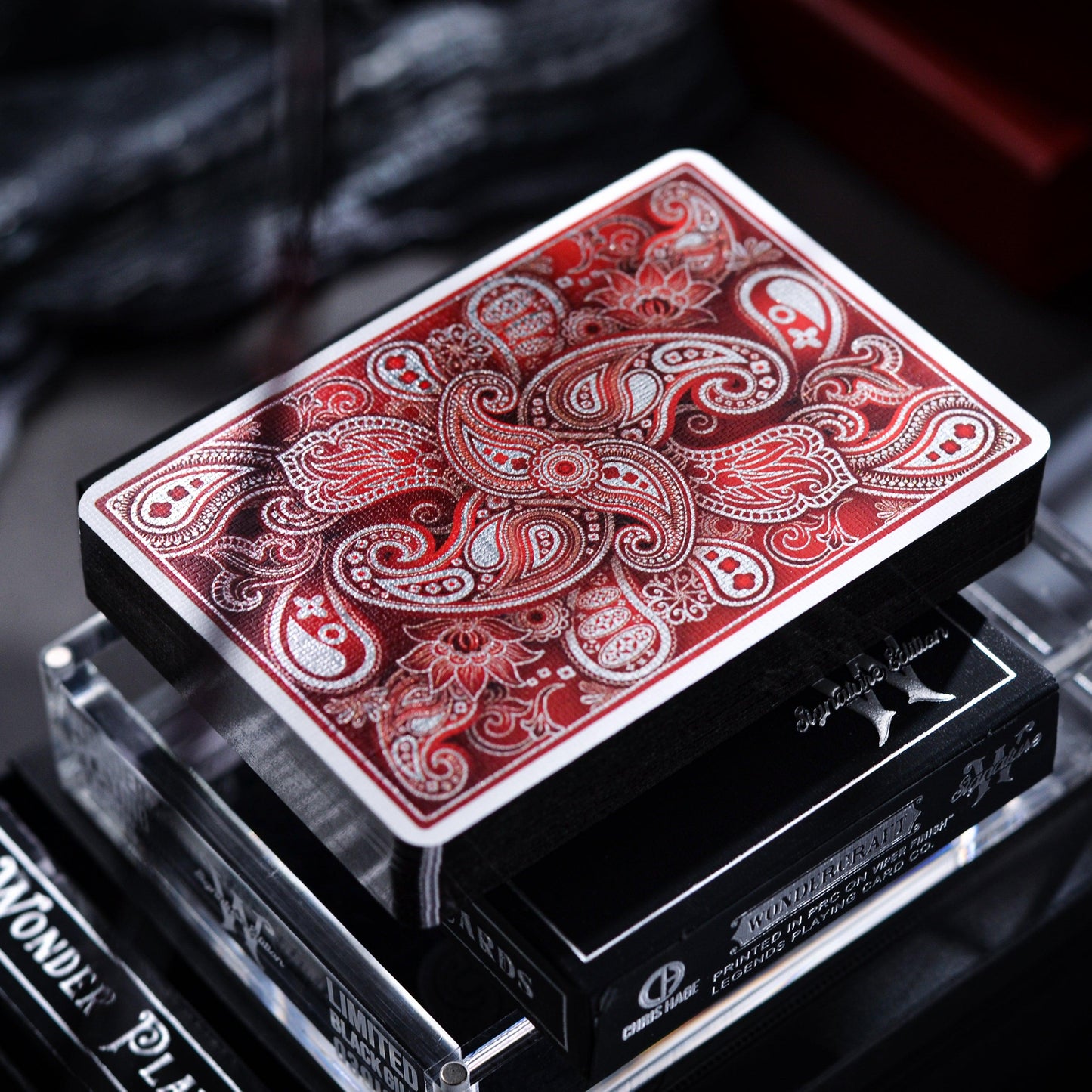 Scarlet Wonder Signature Edition - Black Gilded-Playing Cards-Wondercraft